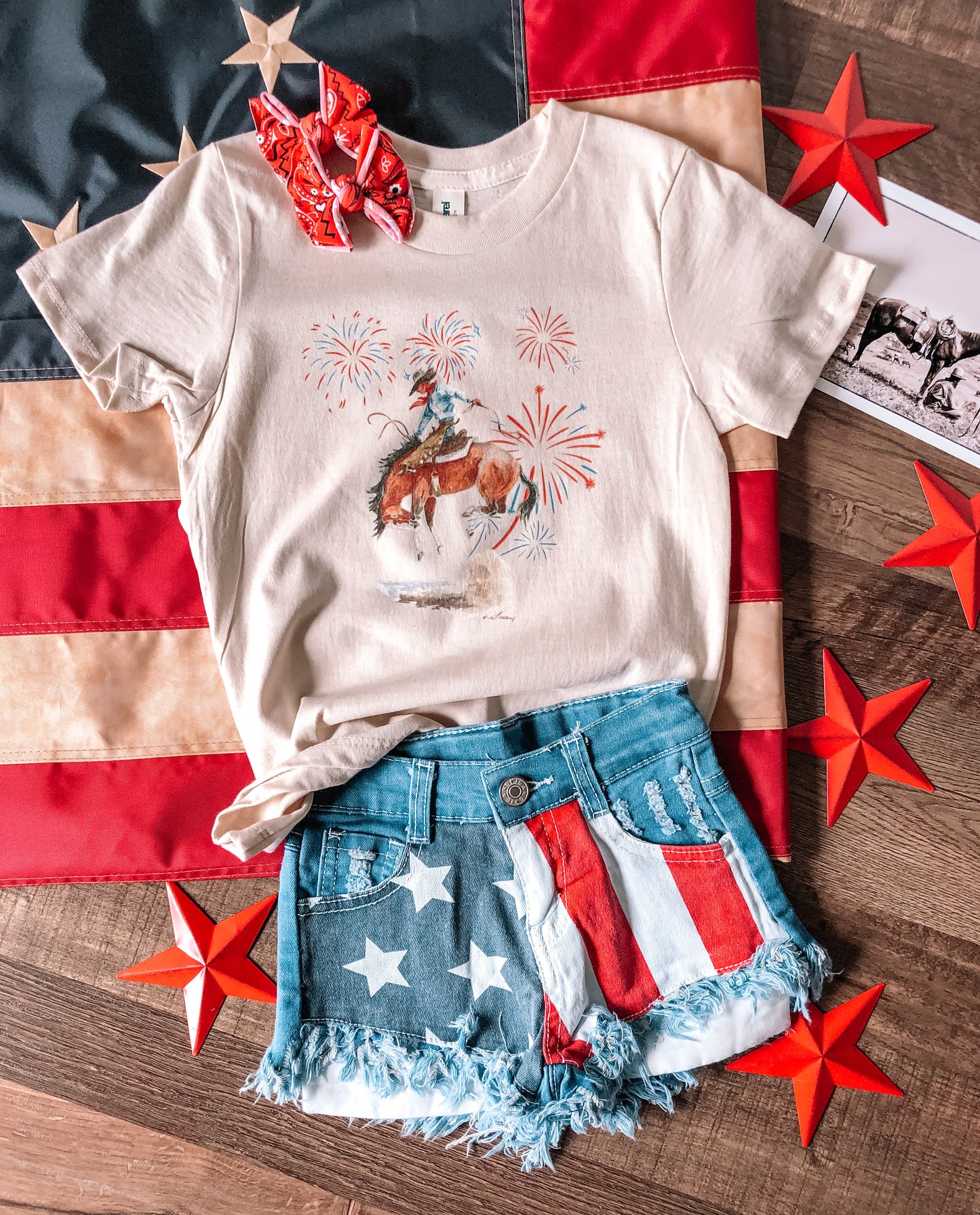 Blowin' Up Fireworks Show (Baby, Toddler, & Youth) - Natural