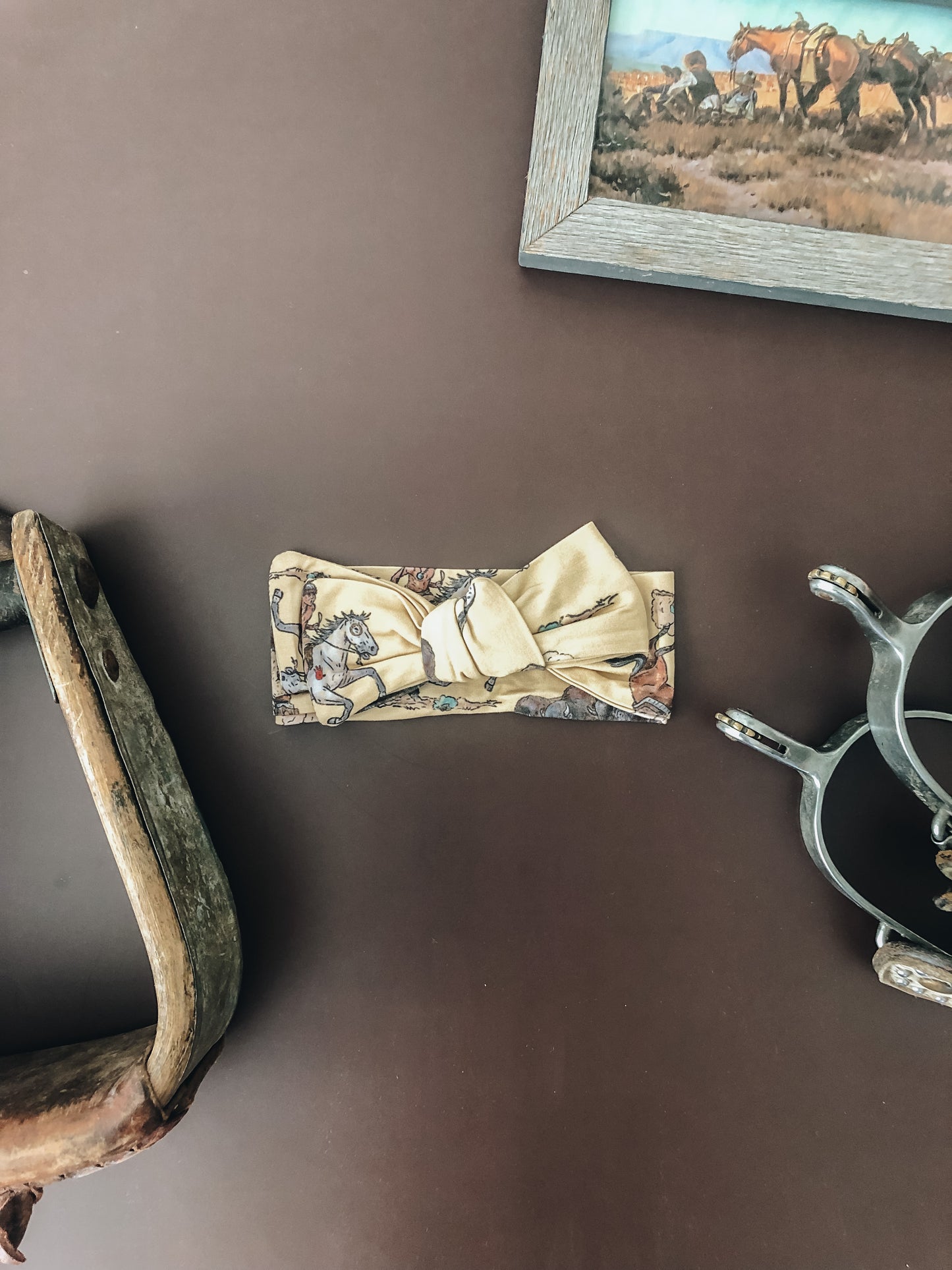 Cowboy's & Indian's Knotted Bow