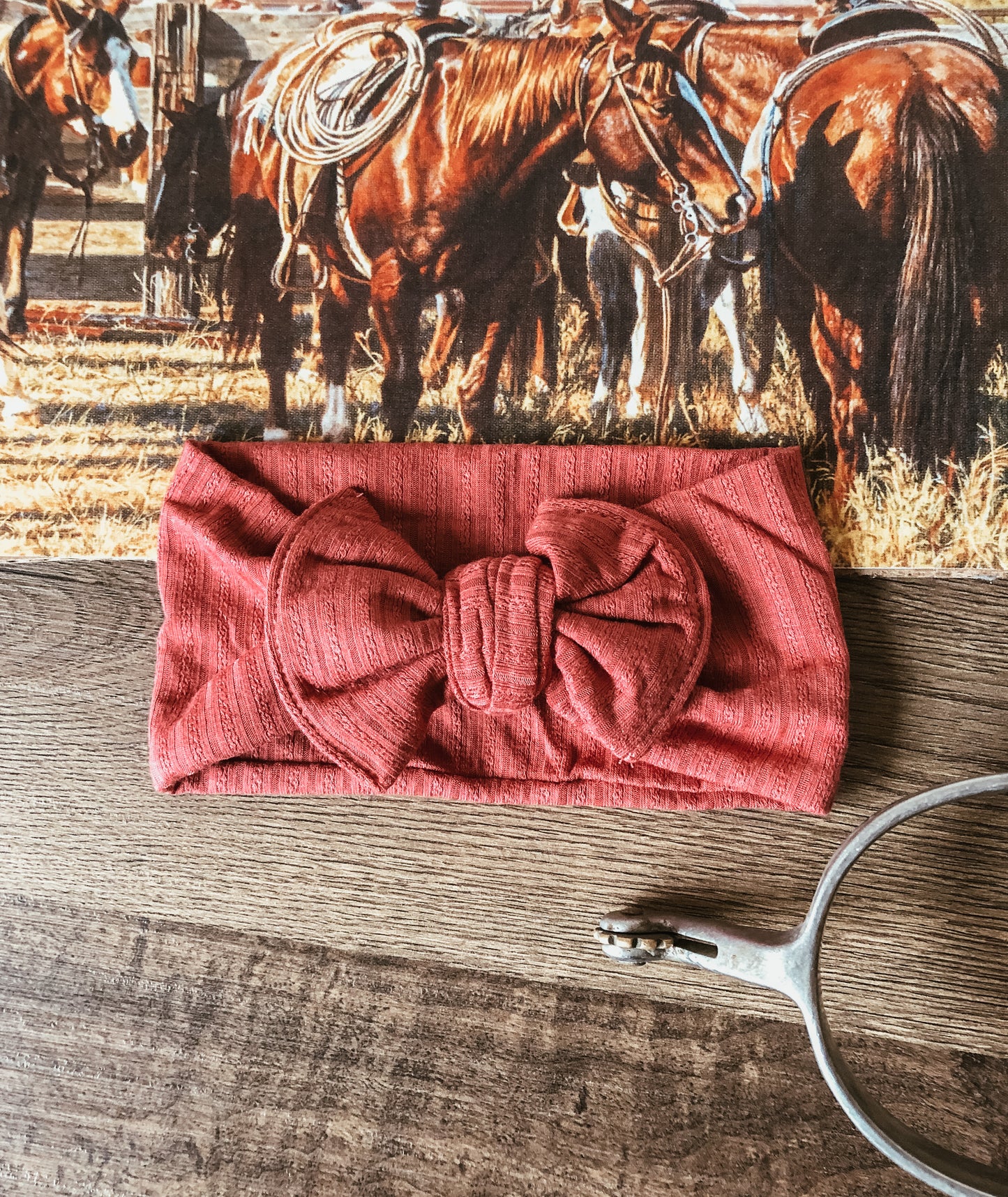 Cinnamon Knit Bow