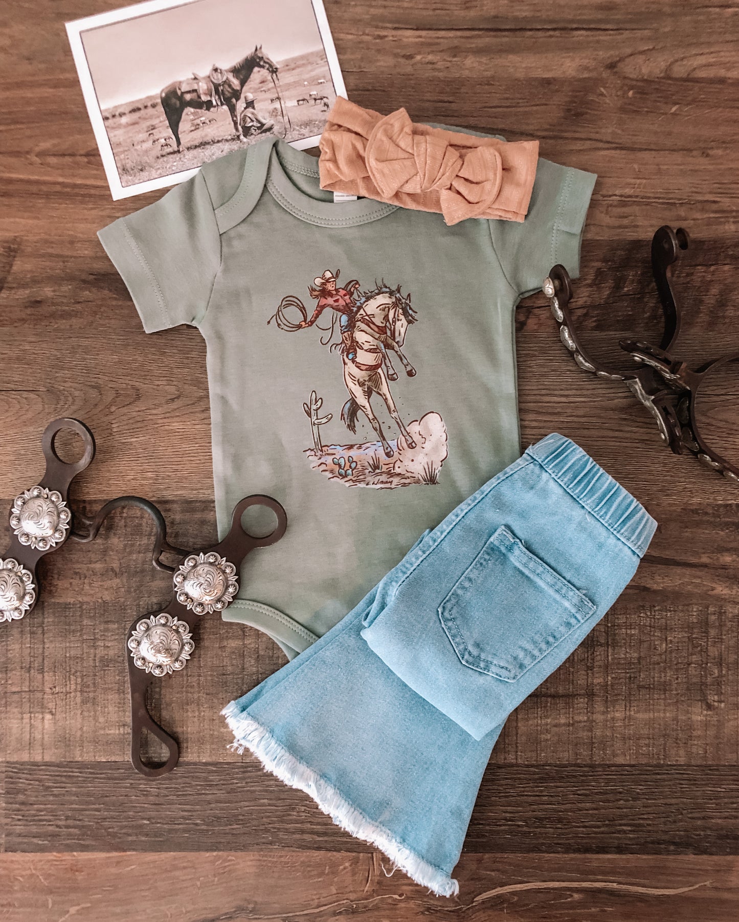 Desert Bucks Cowgirl (3-6M, 6-12M, 12-18M) - Thyme