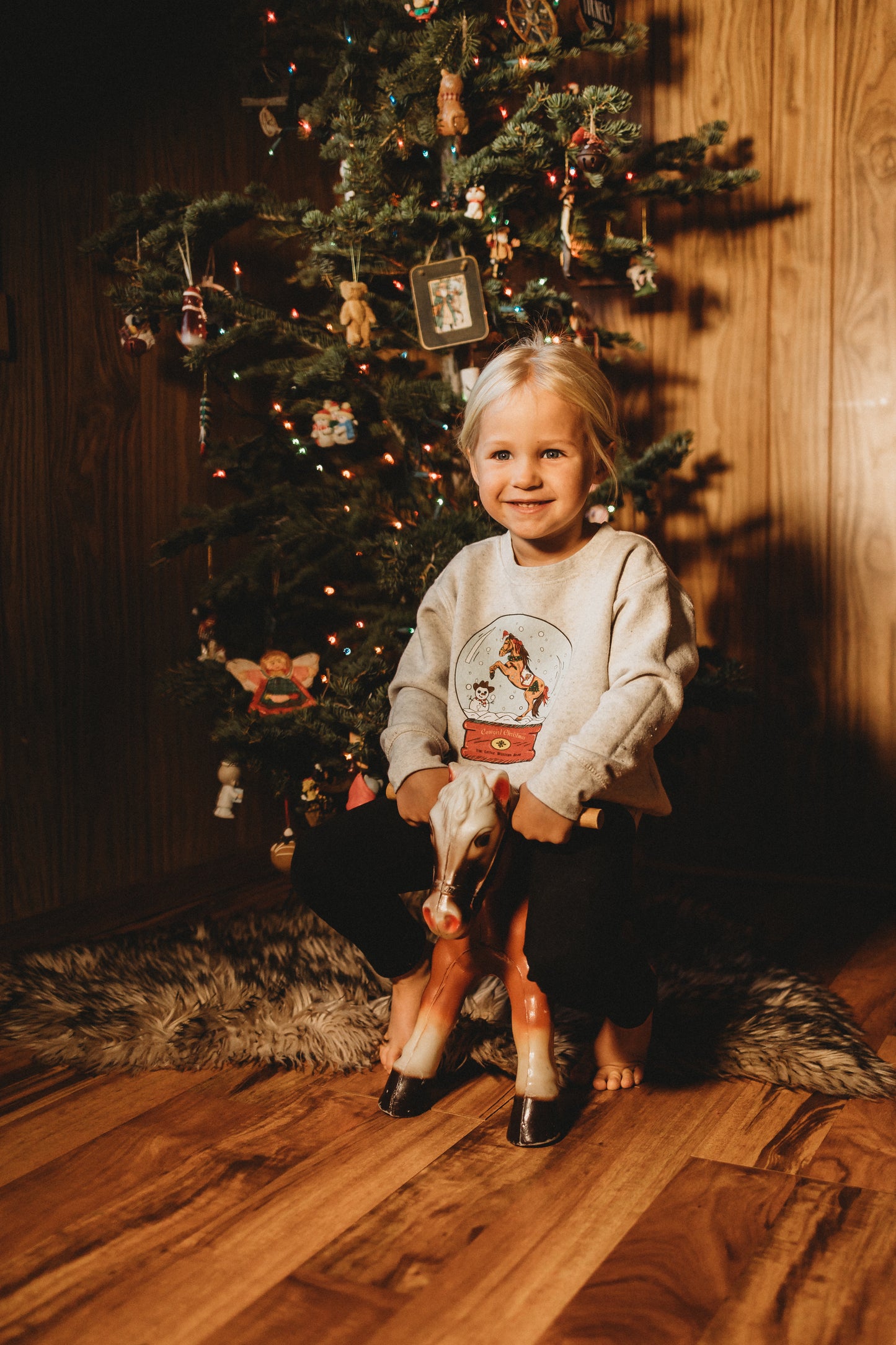 Cowgirl Snow Globe Crewneck (Toddler & Youth) - Heather White