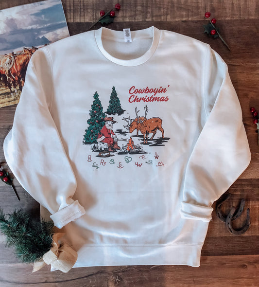 Cowboyin' Christmas crewneck (Adult)